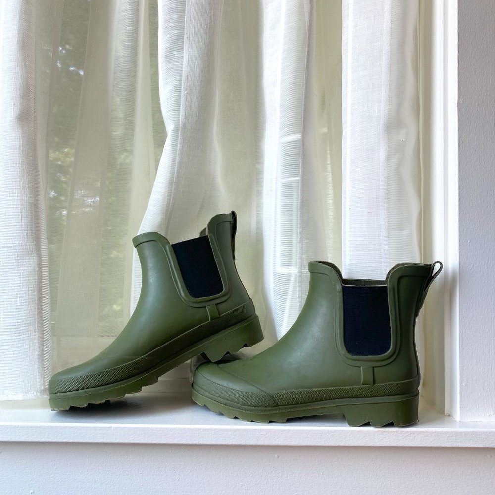 J. Crew Short Green Rain Boots Booties Green Lug Sole